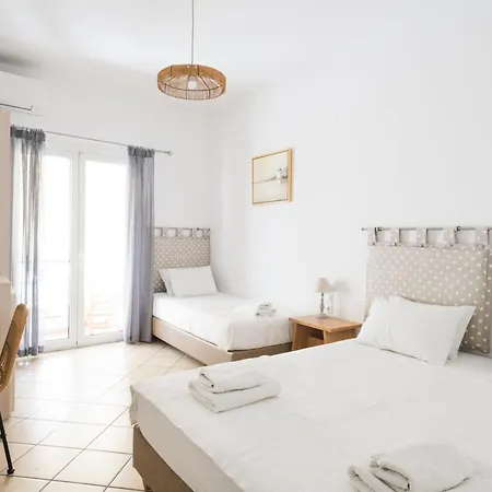 Annis House Skiathos Town