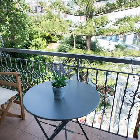 Annis House Скиатос