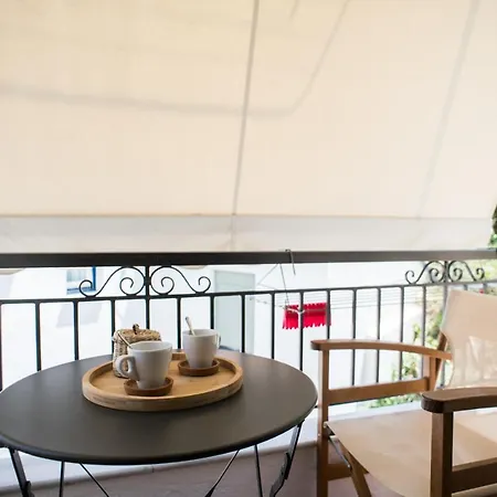 Annis House Гостевой дом Скиатос