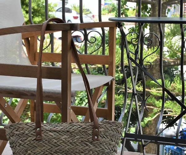 Annis House Skiathos Town